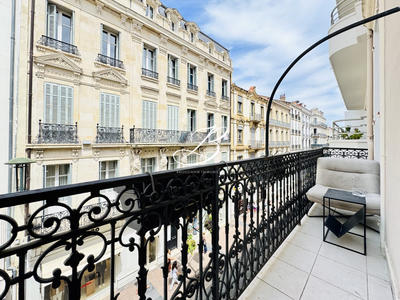 Appartement - 86 m² - 3 pièces