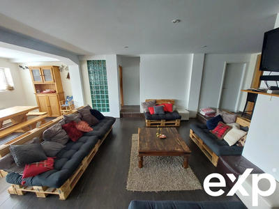 Loft - 214 m² - 7 pièces