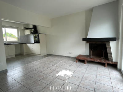 Appartement - 60 m² - 4 pièces