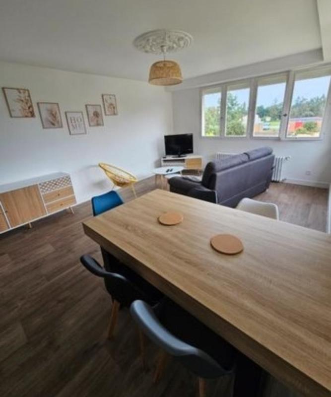 Maison - 98 m² - 5 pièces