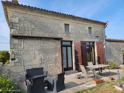 Maison ancienne - 141 m² - 6 pièces