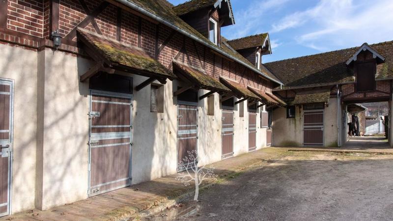 Maison de domaine équestre - 90 m² - 4 pièces