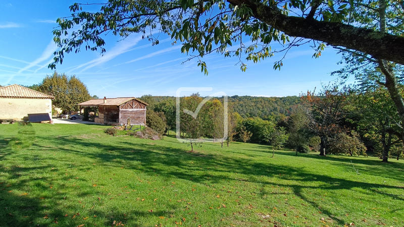 Maison - 195 m² - 6 pièces