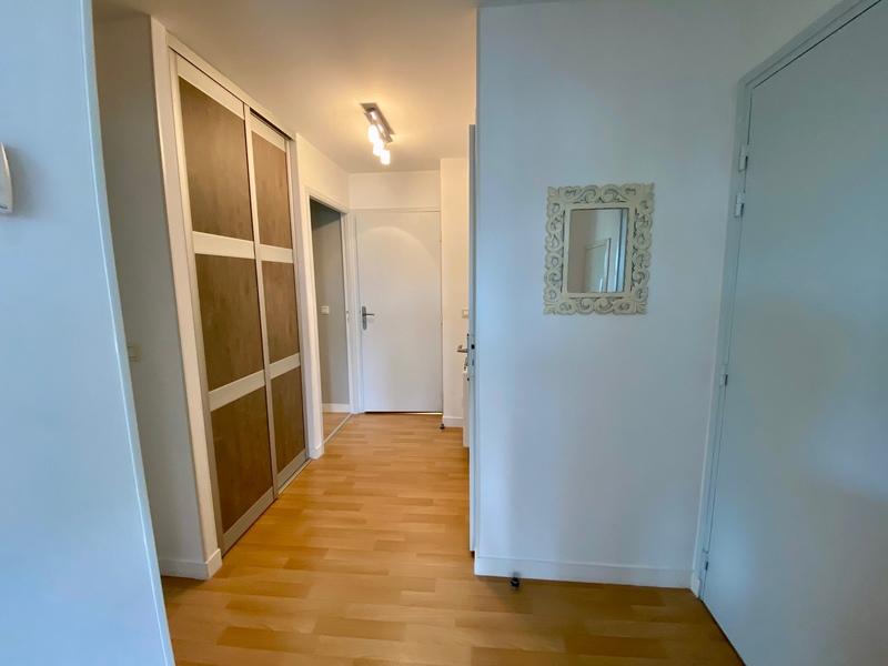 Appartement - 107 m² - 4 pièces