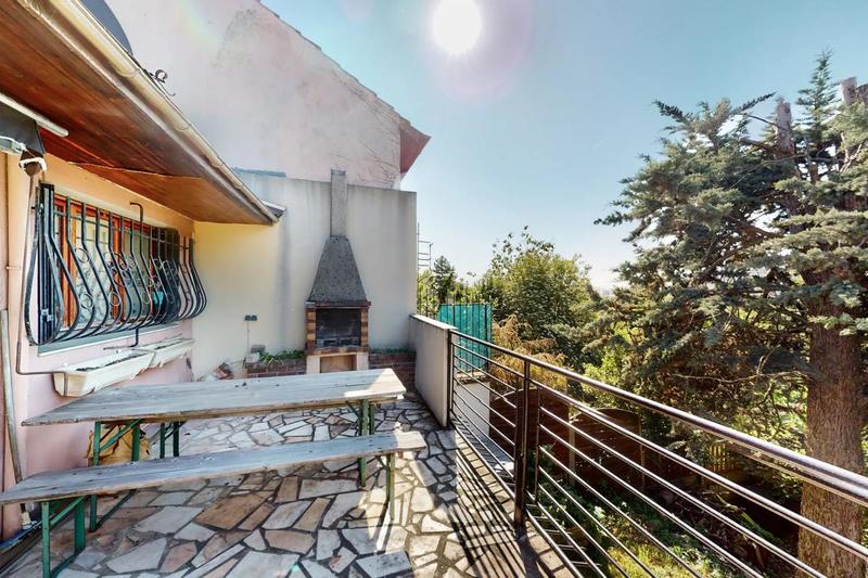 Maison - 170 m² - 8 pièces