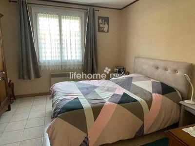 Maison - 94 m² - 4 pièces