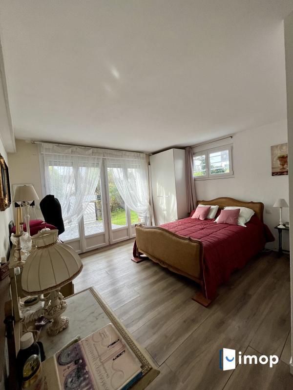 Maison - 168 m² - 7 pièces