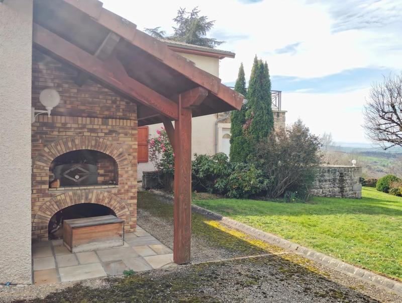 Propriété - 220 m² - 7 pièces