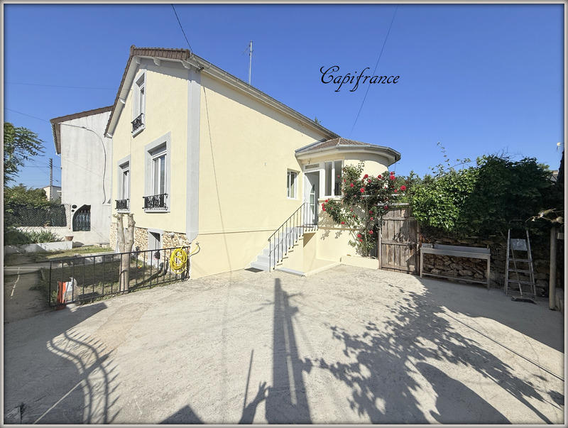 Maison - 185 m² - 8 pièces