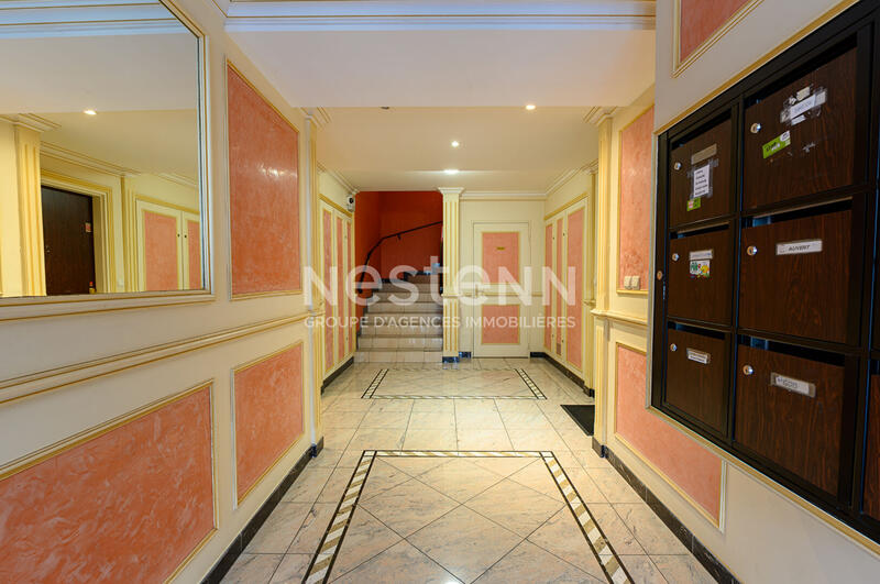 Appartement - 85 m² - 4 pièces