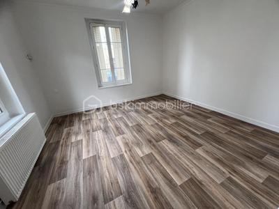 Maison de ville - 79 m² - 4 pièces