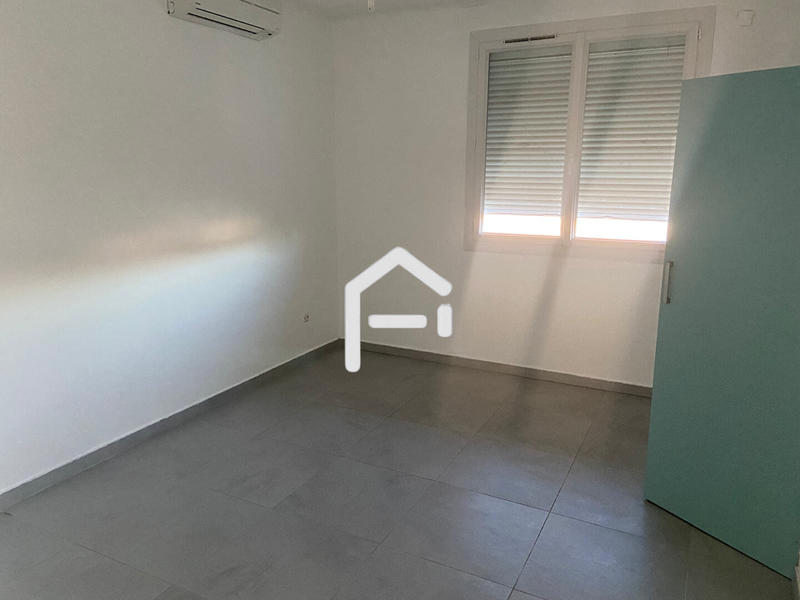 Maison - 258 m² - 8 pièces