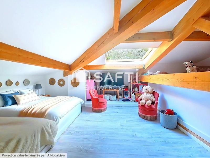 Maison - 90 m² - 4 pièces