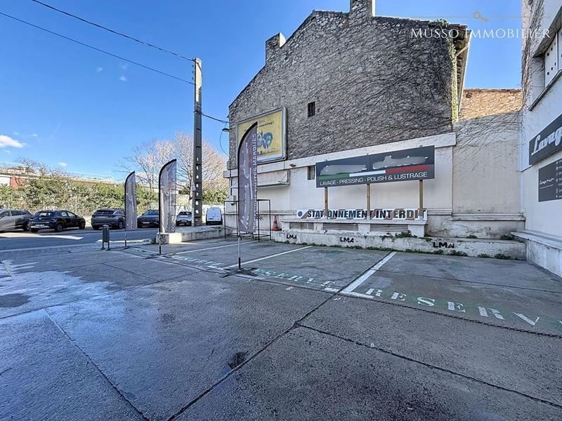 Fonds de commerce - Local commercial - 65 m²