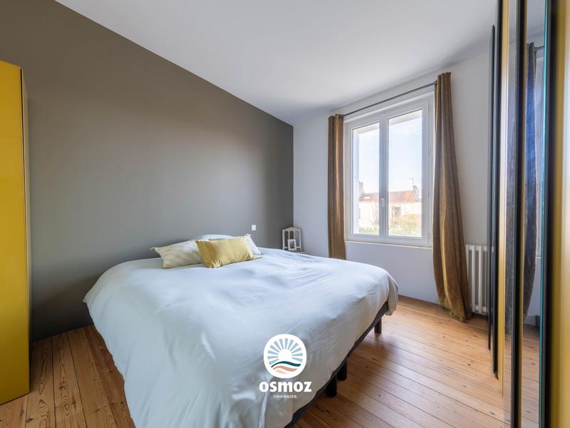 Maison traditionnelle - 99 m² - 4 pièces