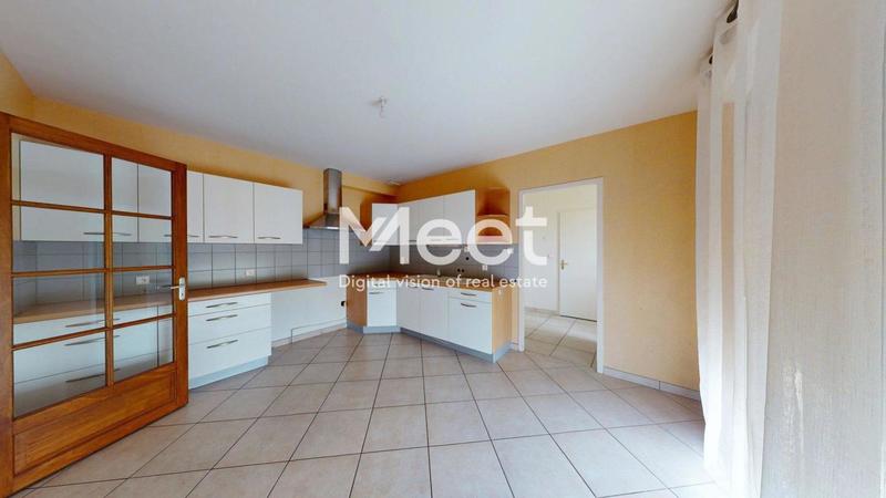 Maison - 196 m² - 6 pièces