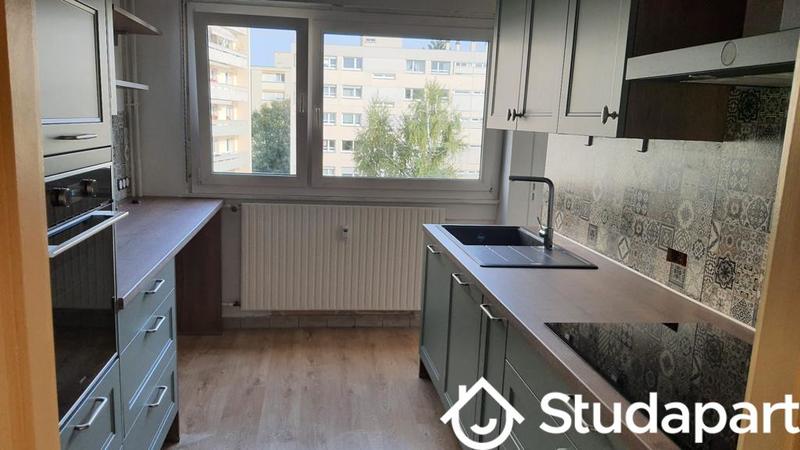 Chambre - 25 m² - 1 pièce