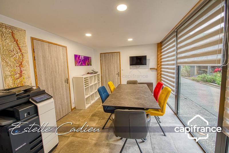 Immeuble - 305 m² - 11 pièces