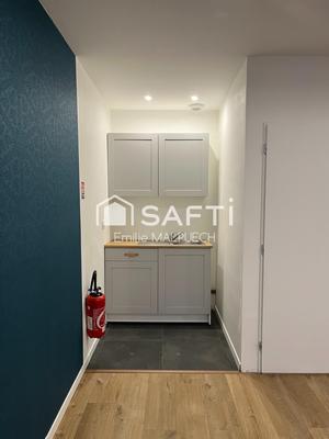 Bureau - 51 m² - 2 pièces