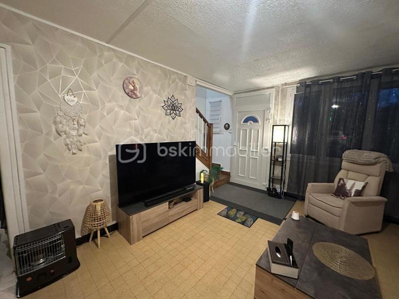 Maison - 102 m² - 6 pièces