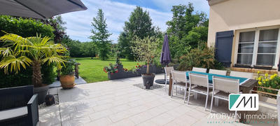 Villa - 200 m² - 8 pièces