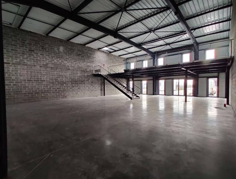Local d'activités - 361 m²