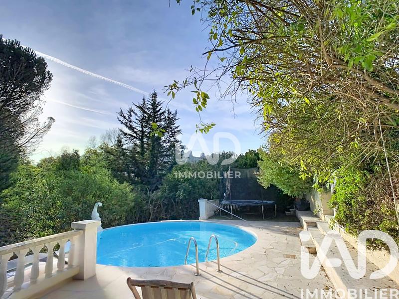 Maison - 140 m² - 6 pièces