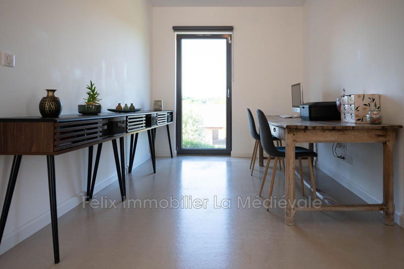 Maison - 196 m² - 7 pièces