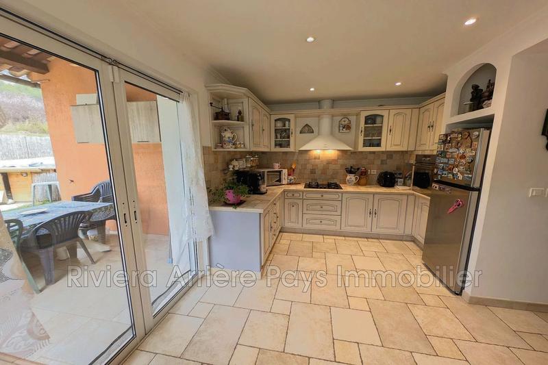 Maison - 166 m² - 5 pièces