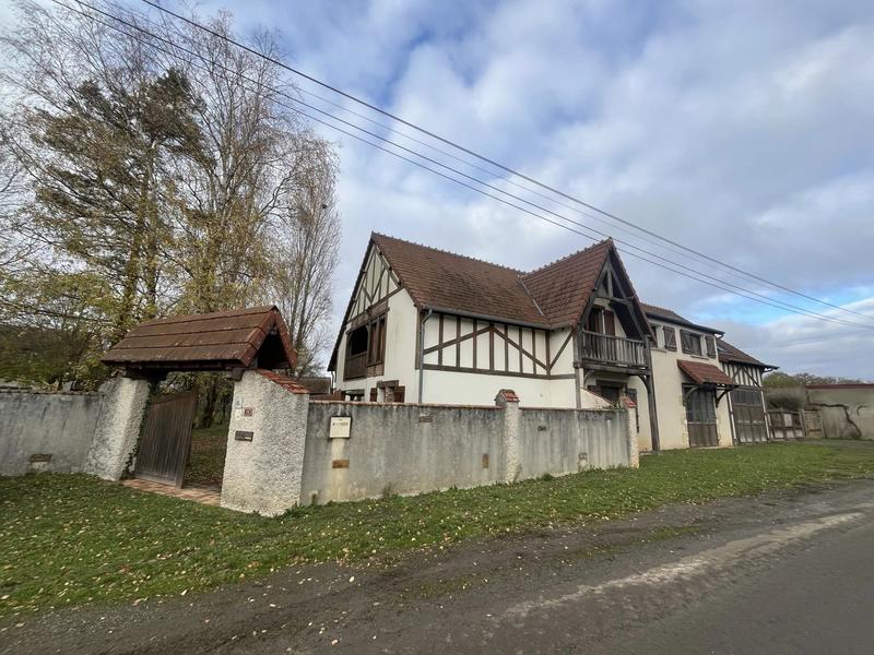 Maison - 120 m² - 8 pièces