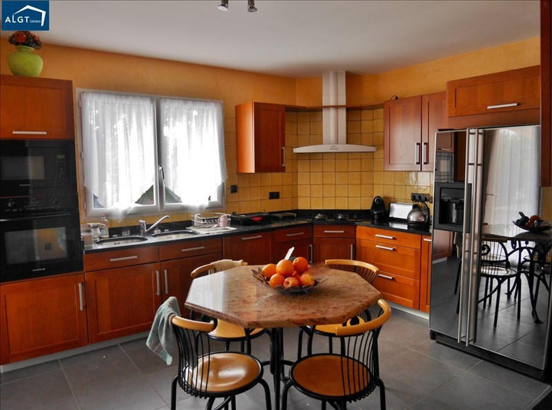 Villa - 172 m² - 6 pièces