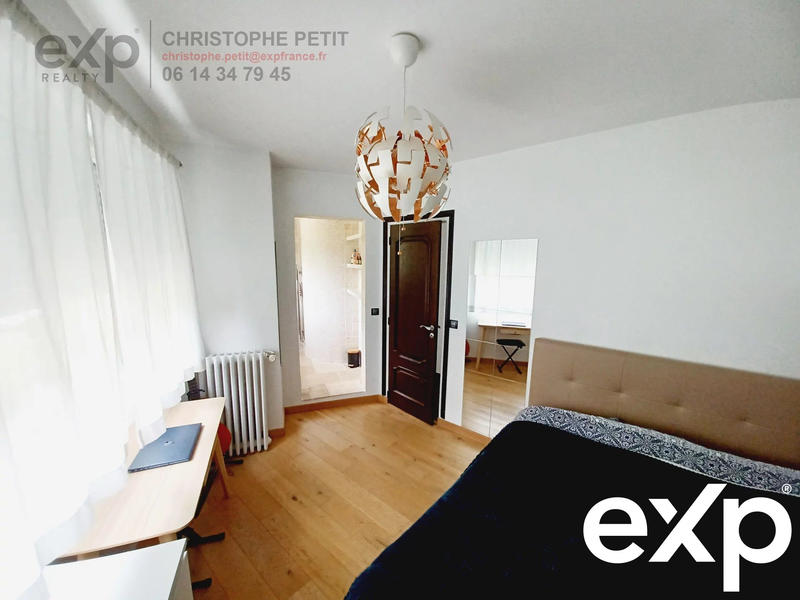 Maison - 150 m² - 7 pièces