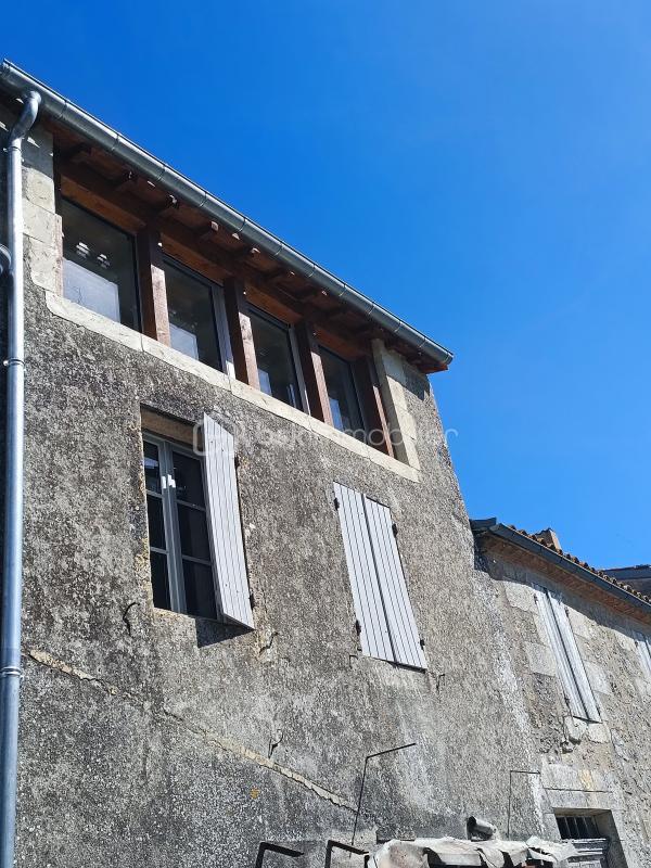 Maison ancienne - 270 m² - 5 pièces