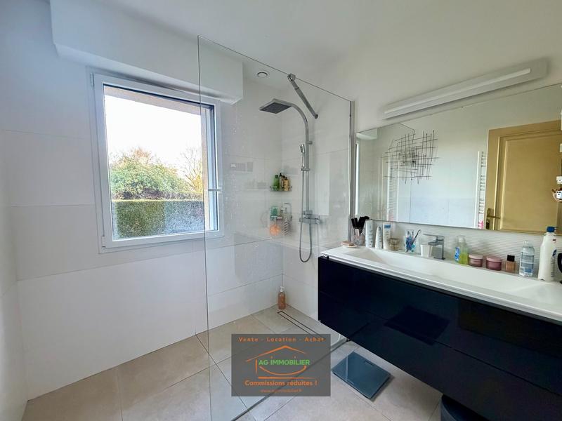 Maison - 180 m² - 7 pièces