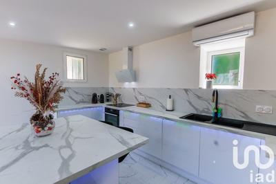 Maison - 175 m² - 9 pièces