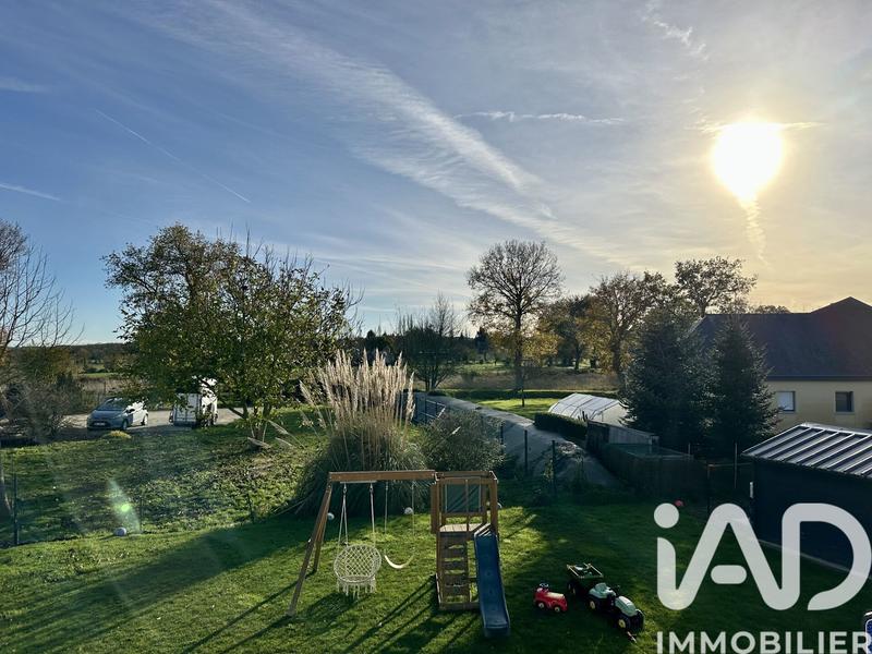 Maison - 102 m² - 5 pièces