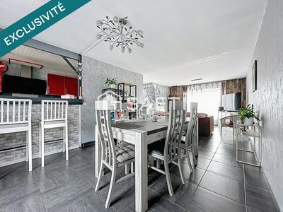 Maison - 97 m² - 6 pièces