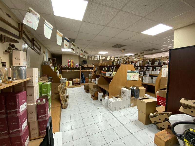 Fonds de commerce - Magasins - 108 m²