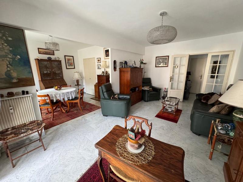 Appartement - 93 m² - 3 pièces