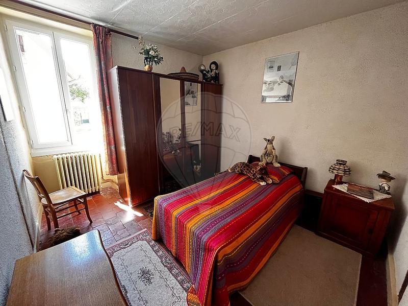 Maison - 427 m² - 12 pièces