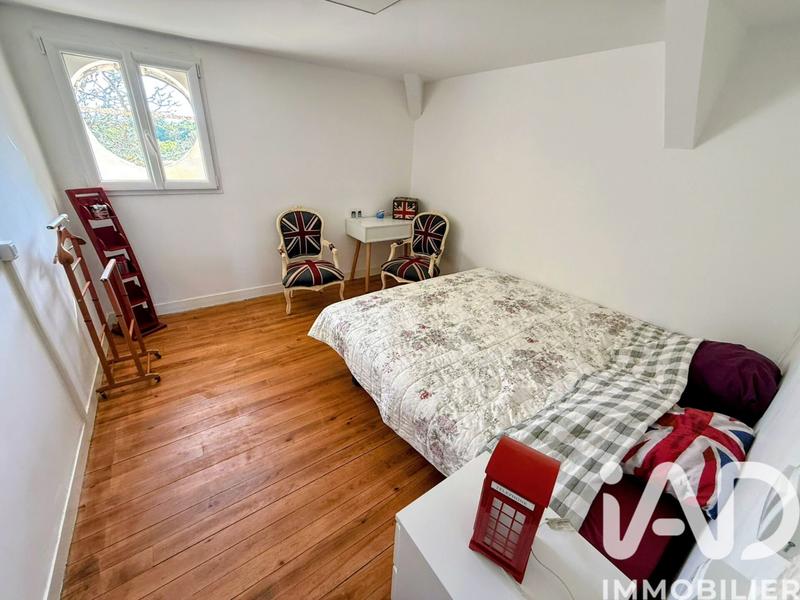 Château - 480 m² - 12 pièces