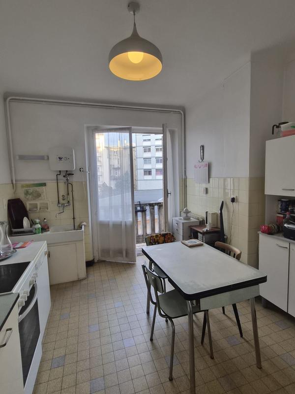 Appartement - 96 m² - 3 pièces