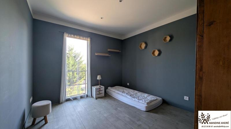 Villa - 141 m² - 5 pièces
