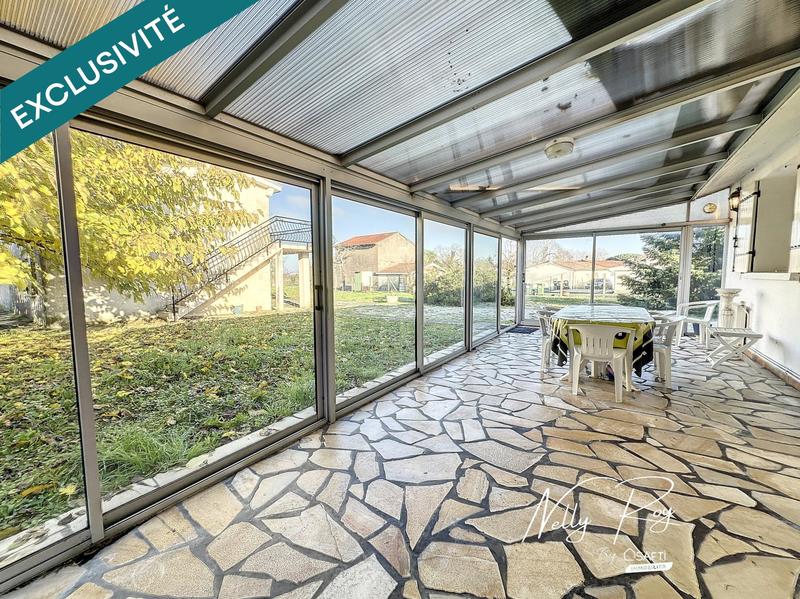 Maison - 350 m² - 8 pièces