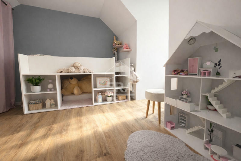 Maison - 92 m² - 5 pièces