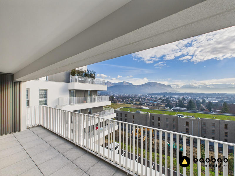 Appartement - 94 m² - 4 pièces