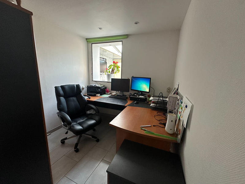 Maison - 228 m² - 7 pièces