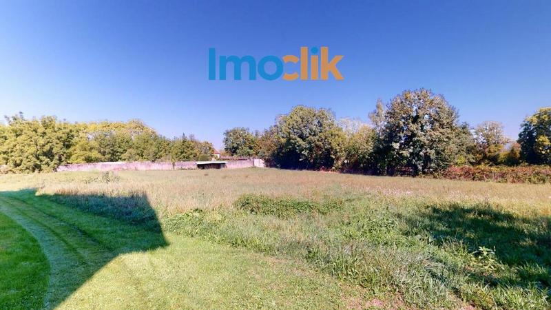 Propriété - 338 m² - 10 pièces