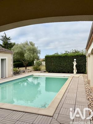 Maison - 226 m² - 6 pièces