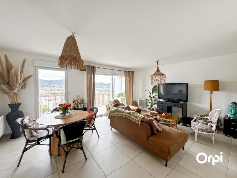 Appartement - 63 m² - 3 pièces